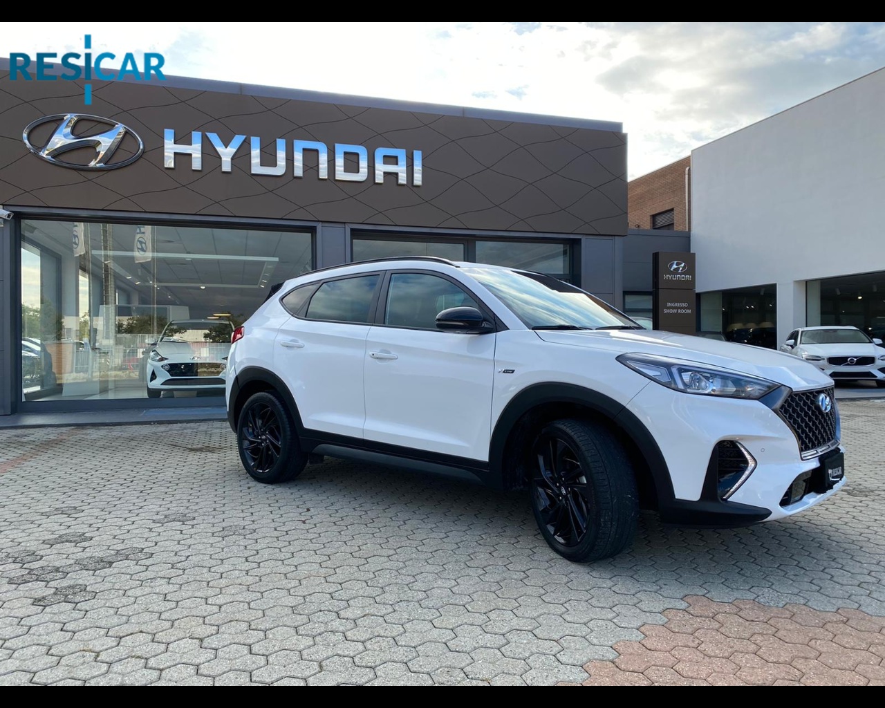 Hyundai - 1.6 crdi xprime safety pack 2wd 136cv my20 - 1568340 - Resicar - 01