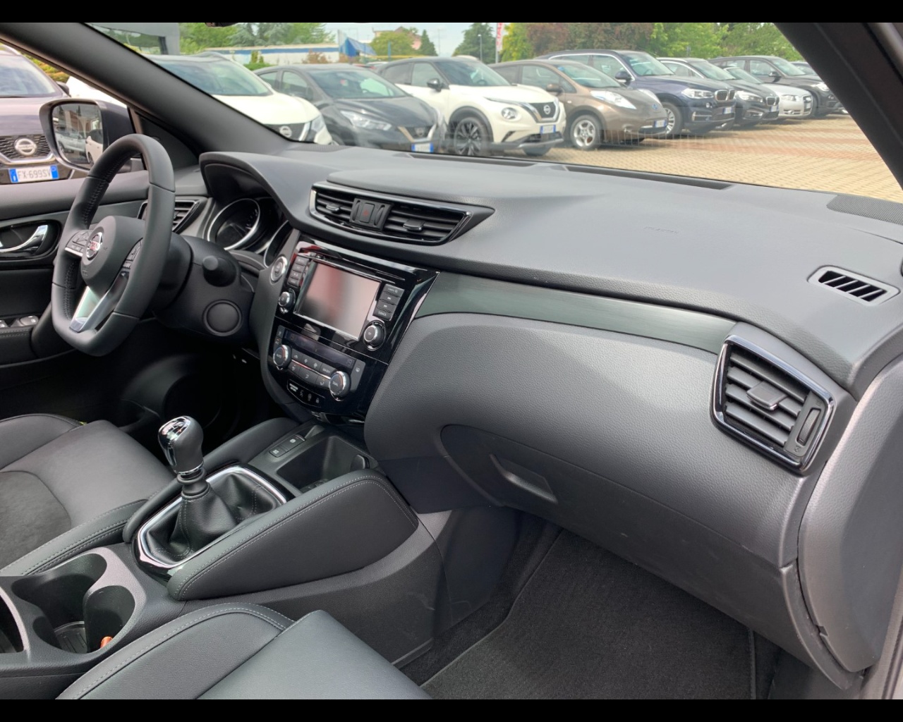 Nissan - 1.5 dci n-tec 115cv - 1568542 - Resicar - 11 Nissan - 1.5 dci n-tec 115cv - 1568542 - Resicar - 11