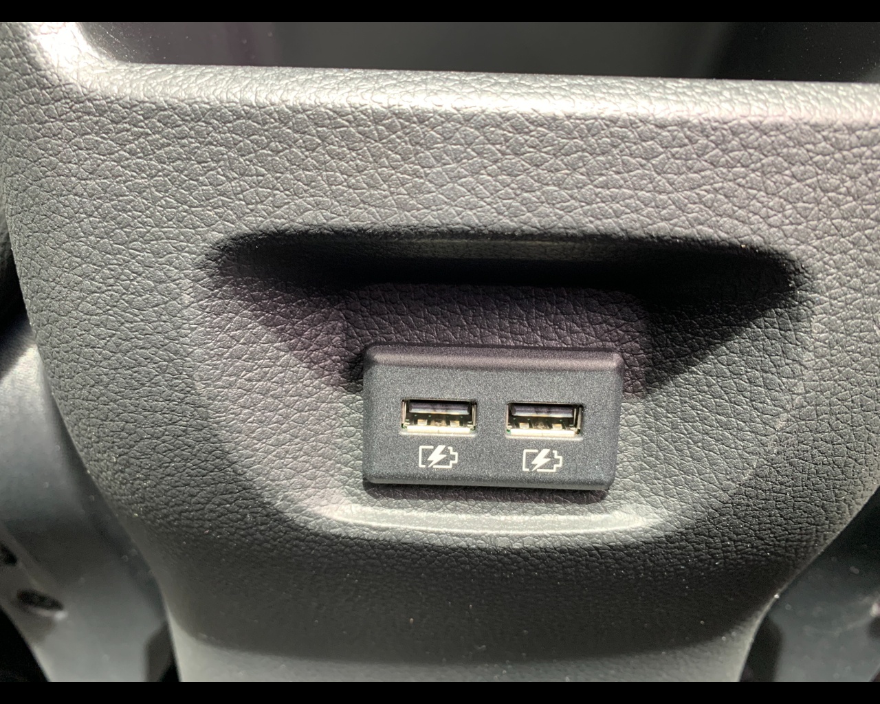Nissan - 1.5 dci n-tec 115cv - 1568542 - Resicar - 17 Nissan - 1.5 dci n-tec 115cv - 1568542 - Resicar - 17
