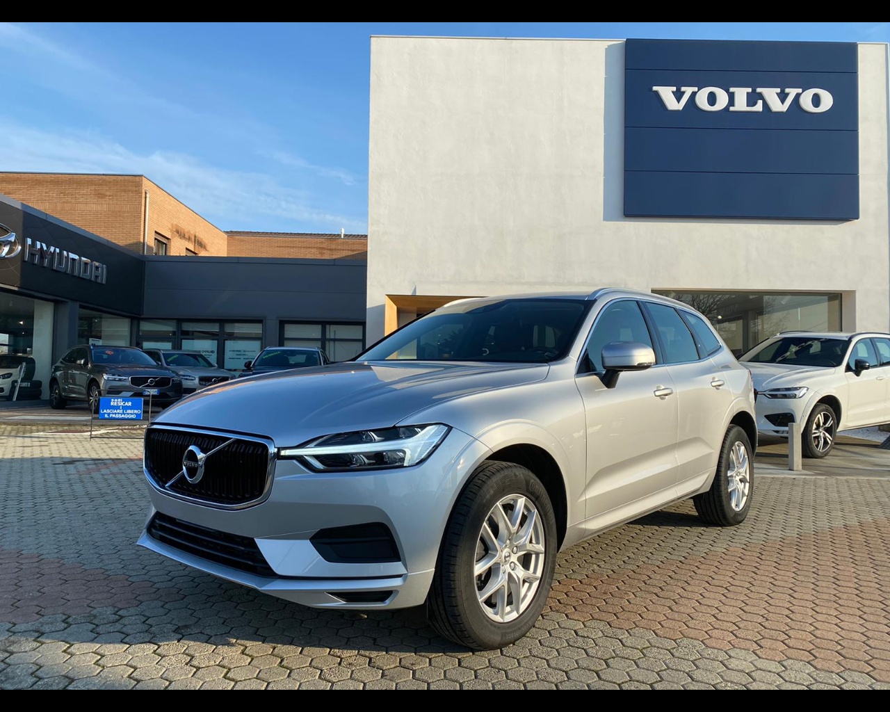 Volvo - 2.0 b4 business plus awd geartronic my20 - 1568536 - Resicar - 02