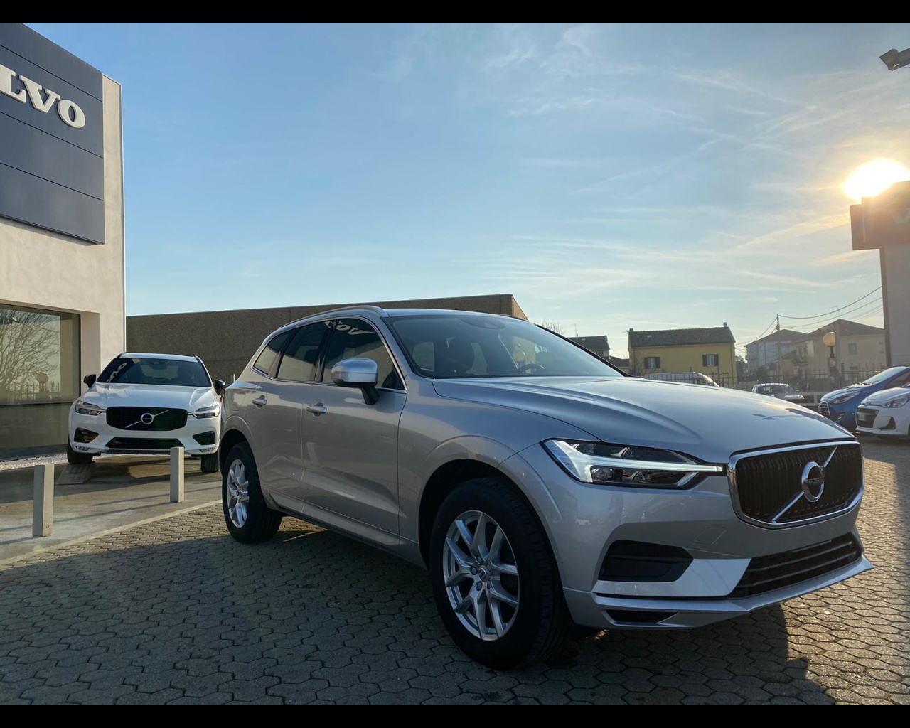 Volvo - 2.0 b4 business plus awd geartronic my20 - 1568536 - Resicar - 01