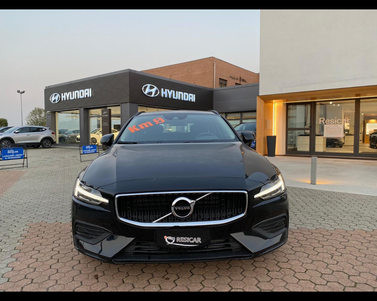 Volvo - 2.0 d3 business geartronic my20 - 1568541 - Resicar - 02