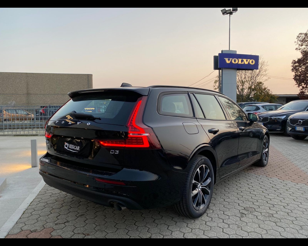 Volvo - 2.0 d3 business geartronic my20 - 1568541 - Resicar - 07 Volvo - 2.0 d3 business geartronic my20 - 1568541 - Resicar - 07