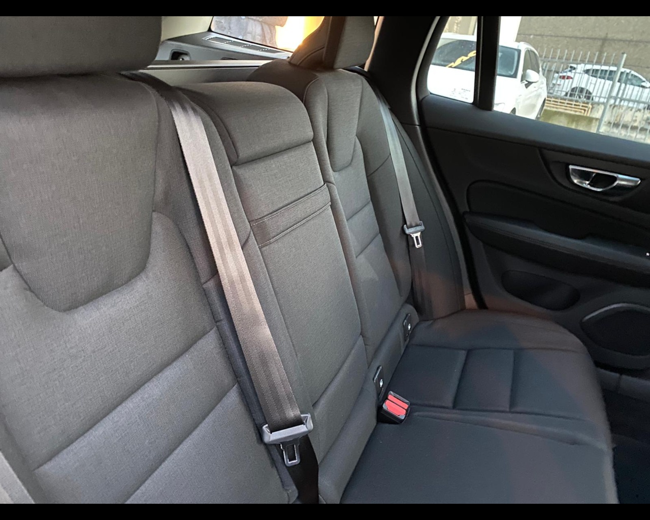 Volvo - 2.0 d3 business geartronic my20 - 1568541 - Resicar - 10 Volvo - 2.0 d3 business geartronic my20 - 1568541 - Resicar - 10