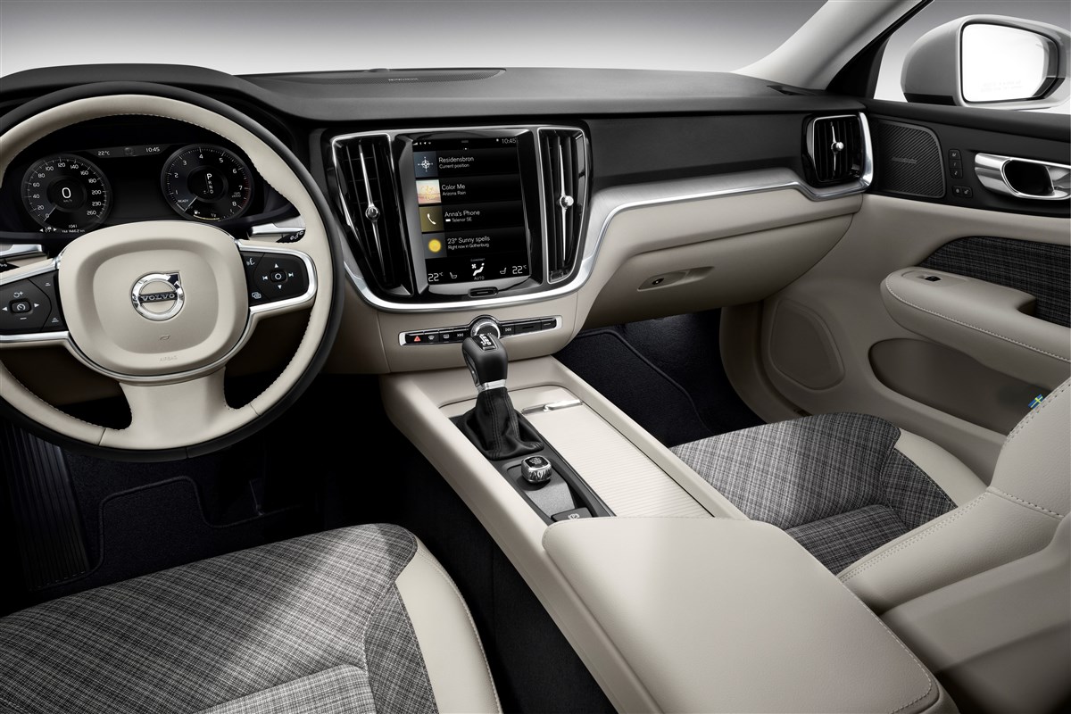 Volvo - 2.0 b4 momentum business auto - 1690302 - Resicar - 10 Volvo - 2.0 b4 momentum business auto - 1690302 - Resicar - 10