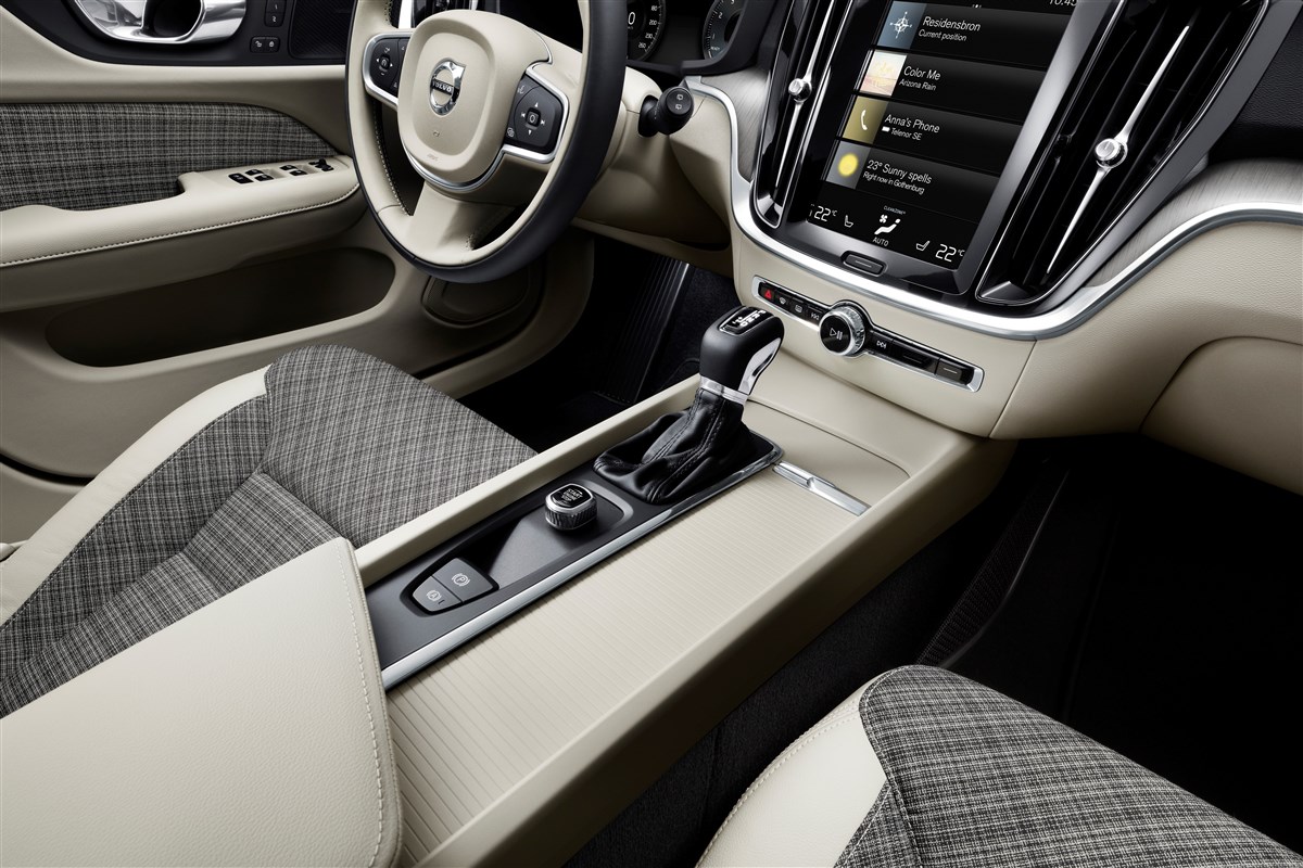 Volvo - 2.0 b4 momentum business auto - 1690302 - Resicar - 12 Volvo - 2.0 b4 momentum business auto - 1690302 - Resicar - 12