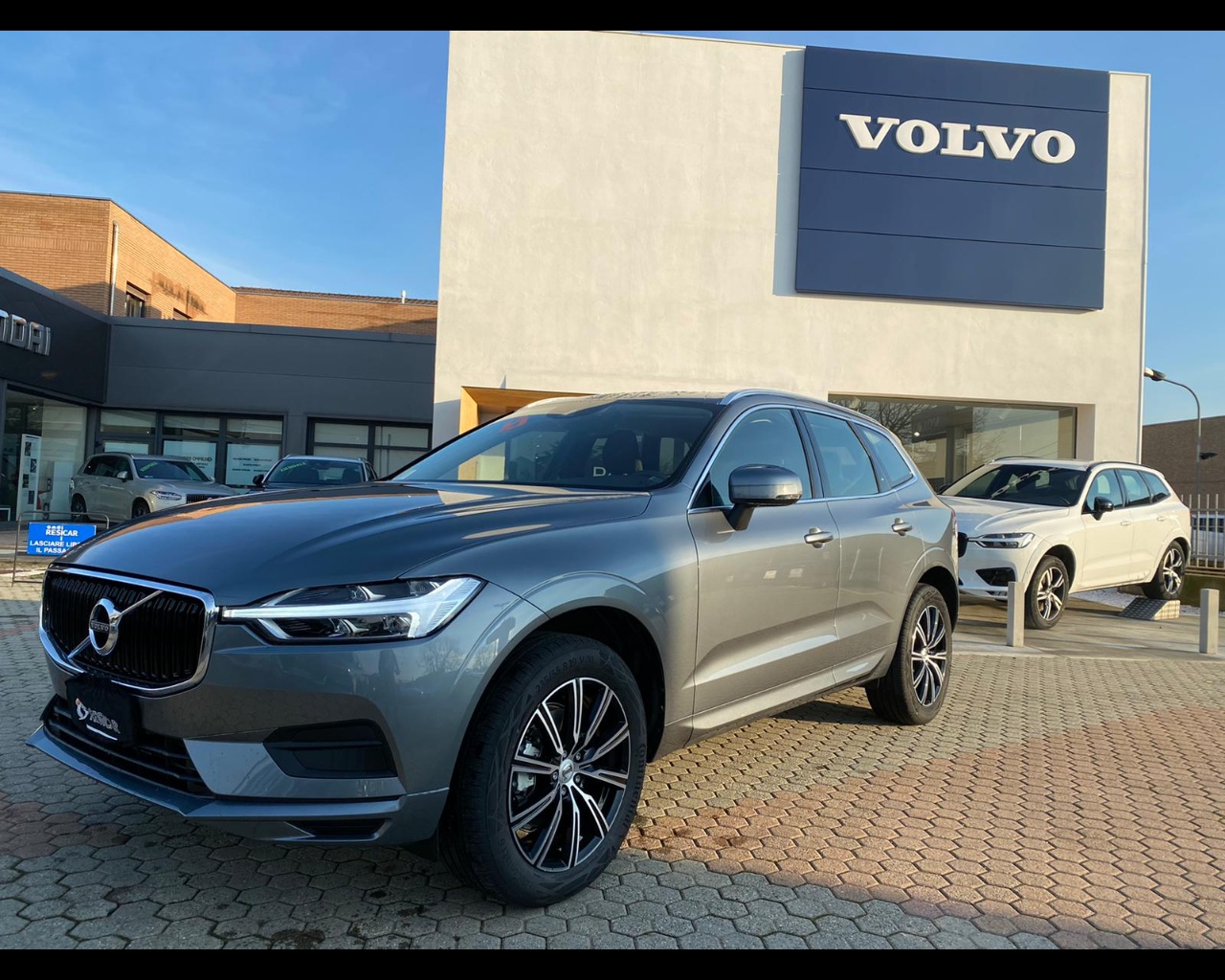 Volvo - 2.0 d4 business plus geartronic my20 - 1568524 - Resicar - 02