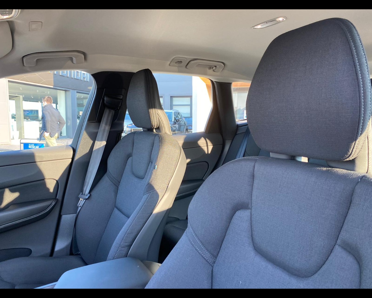 Volvo - 2.0 d4 business plus geartronic my20 - 1568524 - Resicar - 14 Volvo - 2.0 d4 business plus geartronic my20 - 1568524 - Resicar - 14