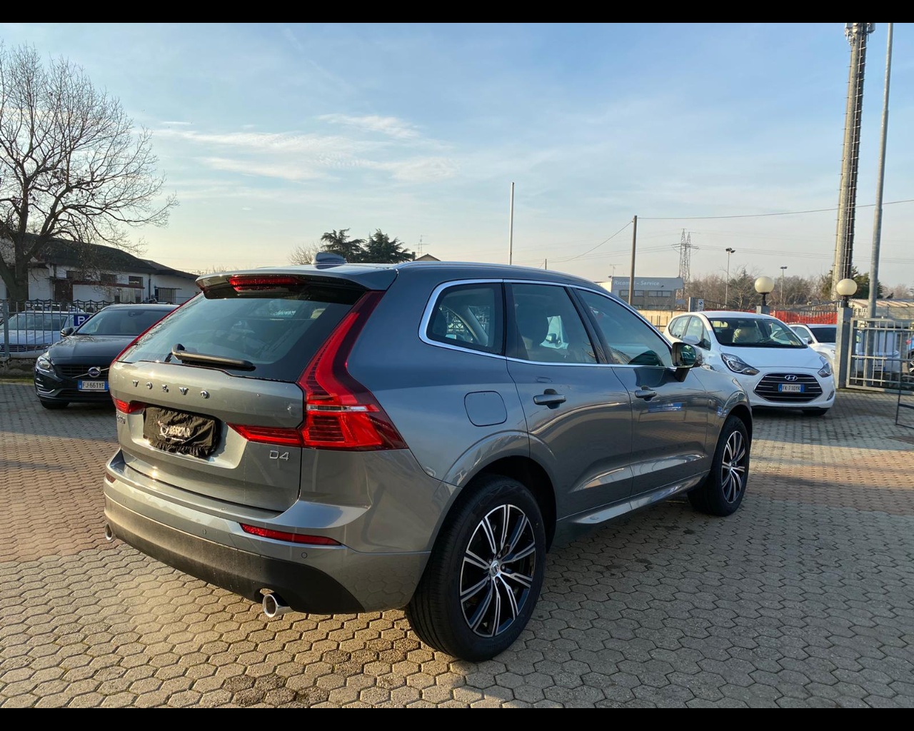 Volvo - 2.0 d4 business plus geartronic my20 - 1568524 - Resicar - 03 Volvo - 2.0 d4 business plus geartronic my20 - 1568524 - Resicar - 03