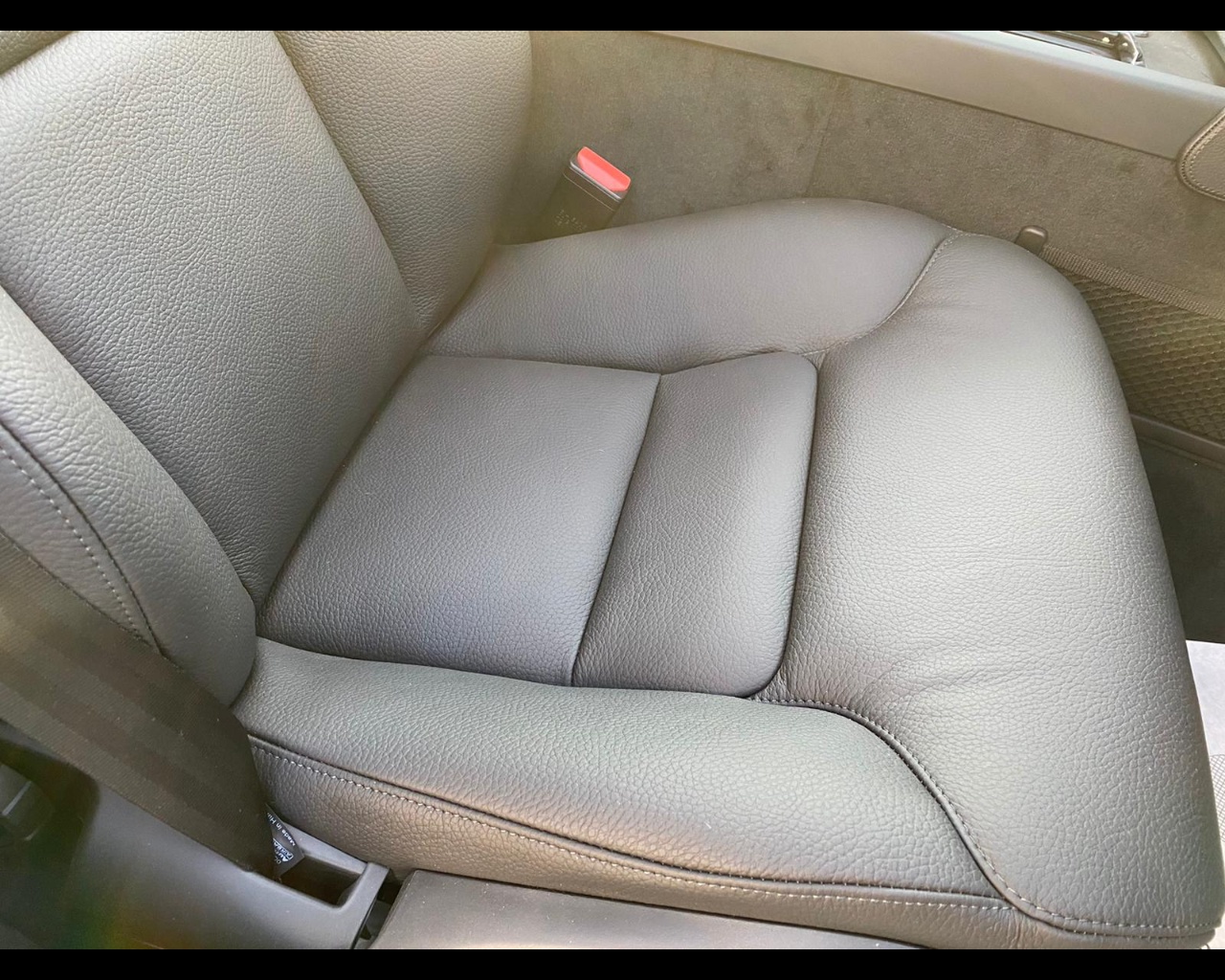 Volvo-2.0-d4-business-plus-geartronic-my20-1568525-Resicar-35