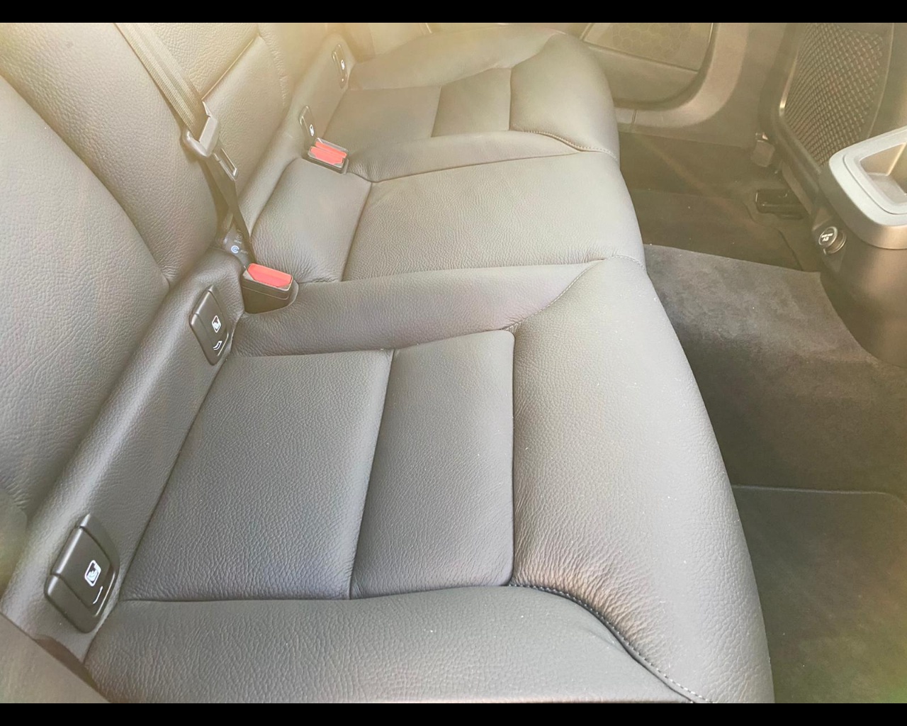 Volvo-2.0-d4-business-plus-geartronic-my20-1568525-Resicar-50
