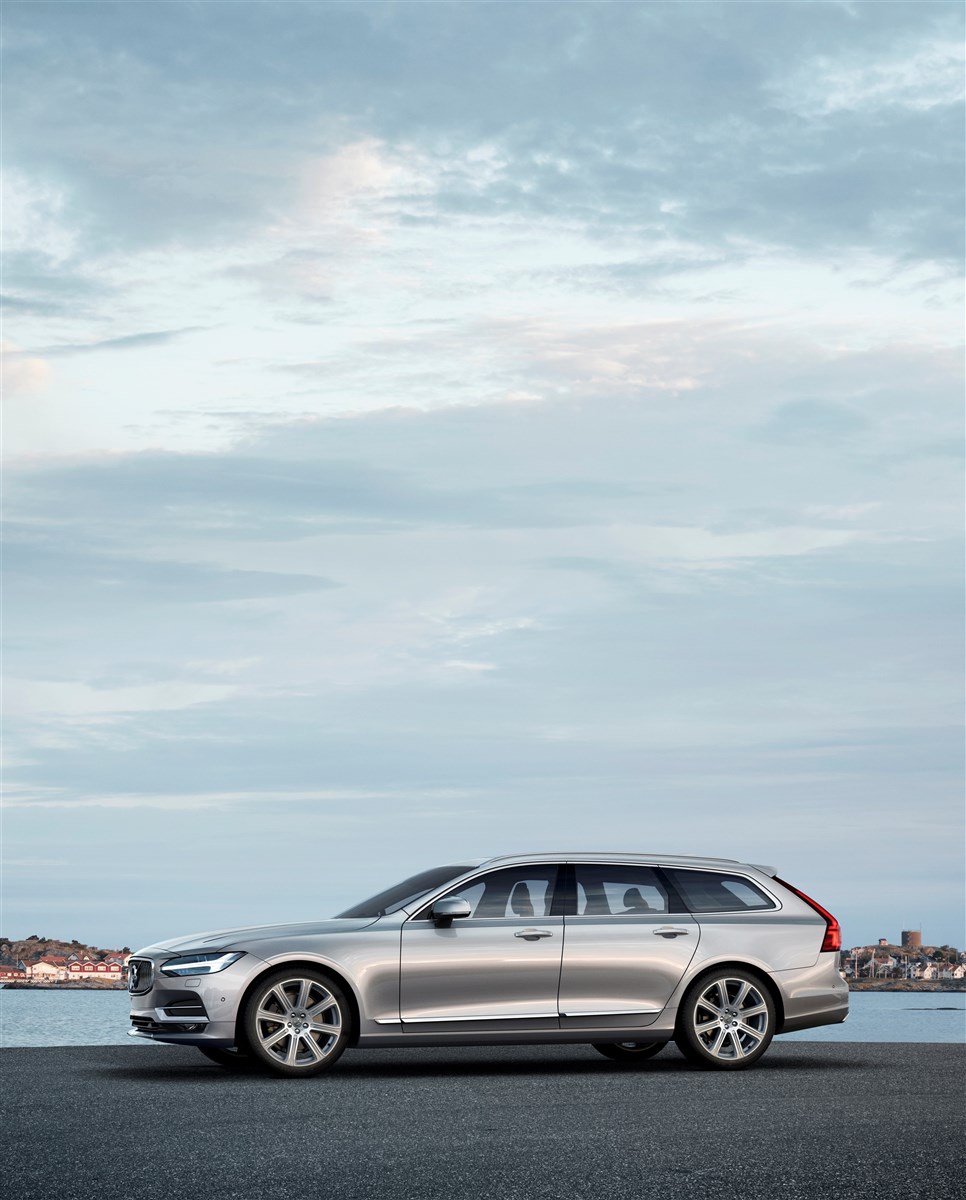Volvo - 2.0 d4 r-design geartronic my20 - 1568621 - Resicar - 09 Volvo - 2.0 d4 r-design geartronic my20 - 1568621 - Resicar - 09